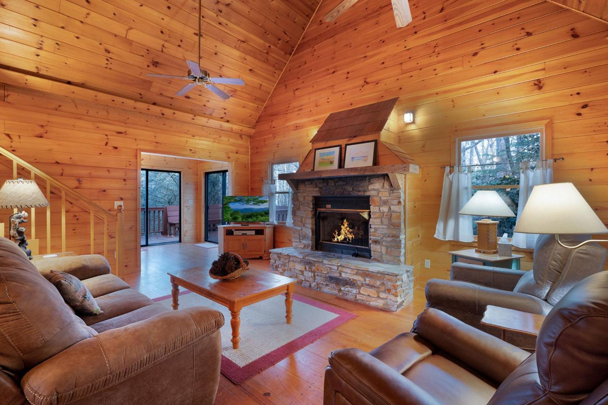 Villa Peaceful Living Minutes From Blue Ridge Hot Tub Pool Table Exterior foto