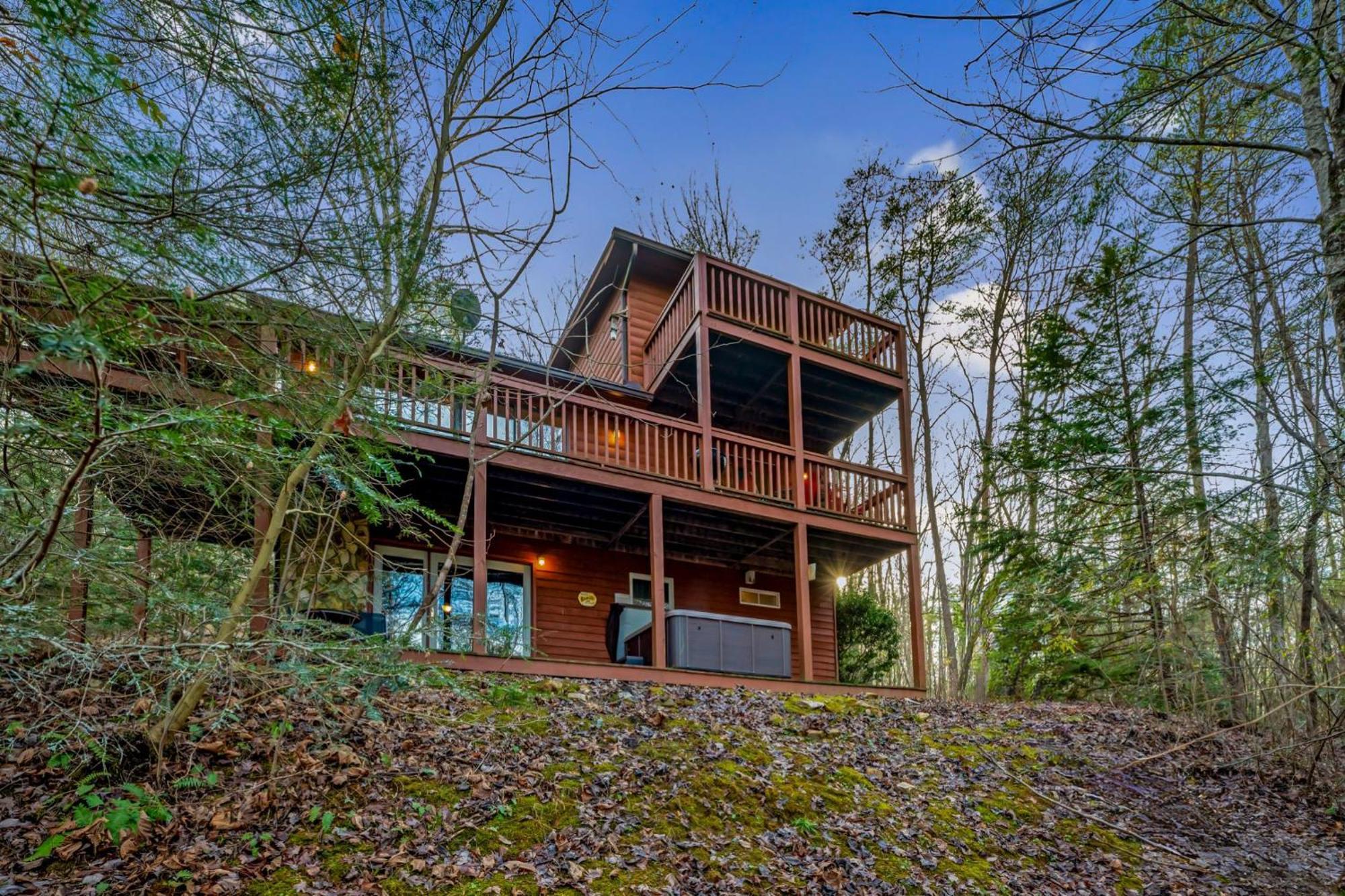Villa Peaceful Living Minutes From Blue Ridge Hot Tub Pool Table Exterior foto