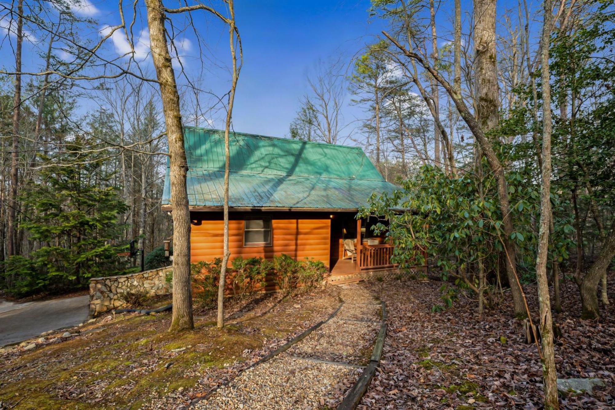 Villa Peaceful Living Minutes From Blue Ridge Hot Tub Pool Table Exterior foto