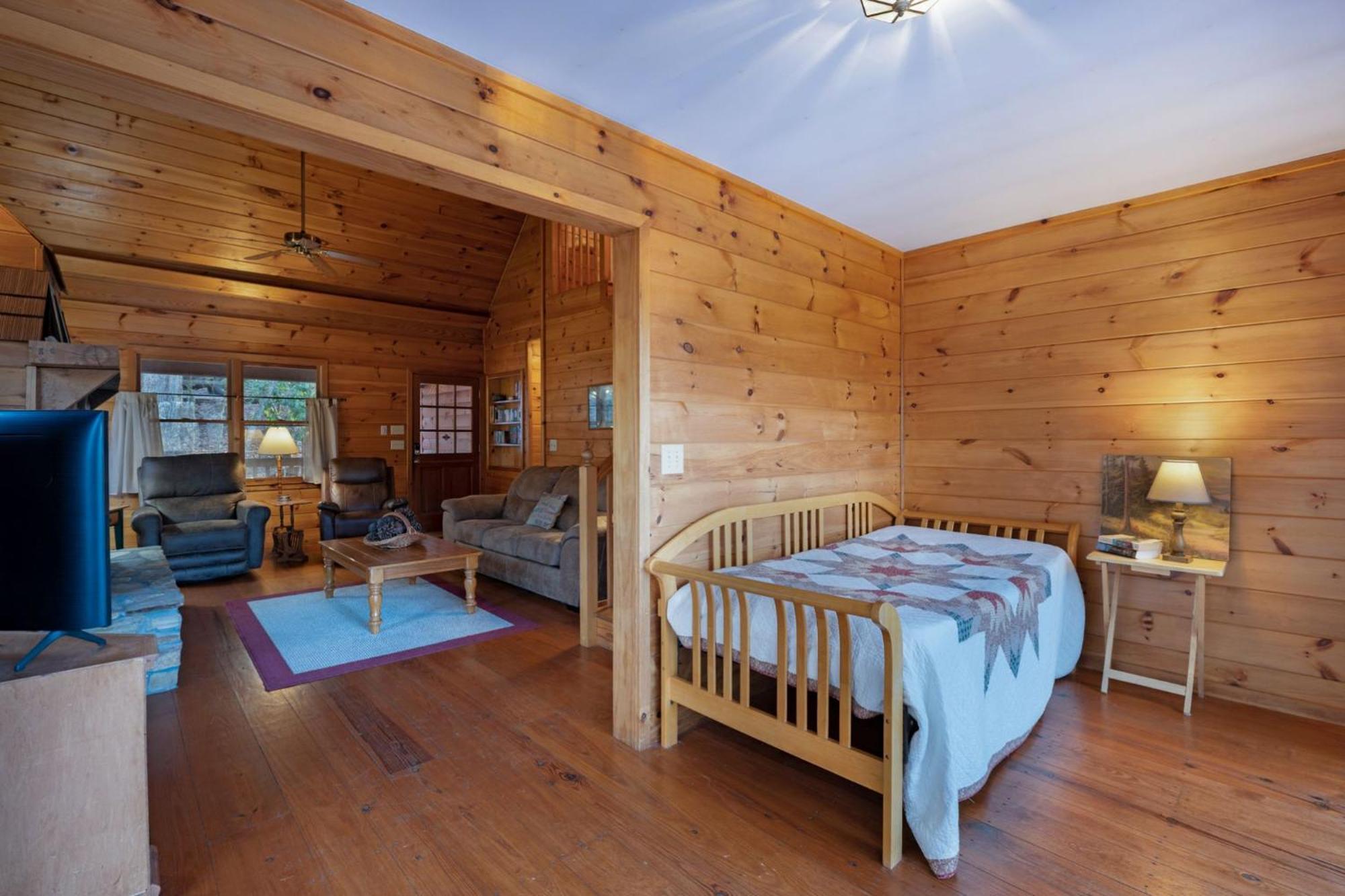 Villa Peaceful Living Minutes From Blue Ridge Hot Tub Pool Table Exterior foto