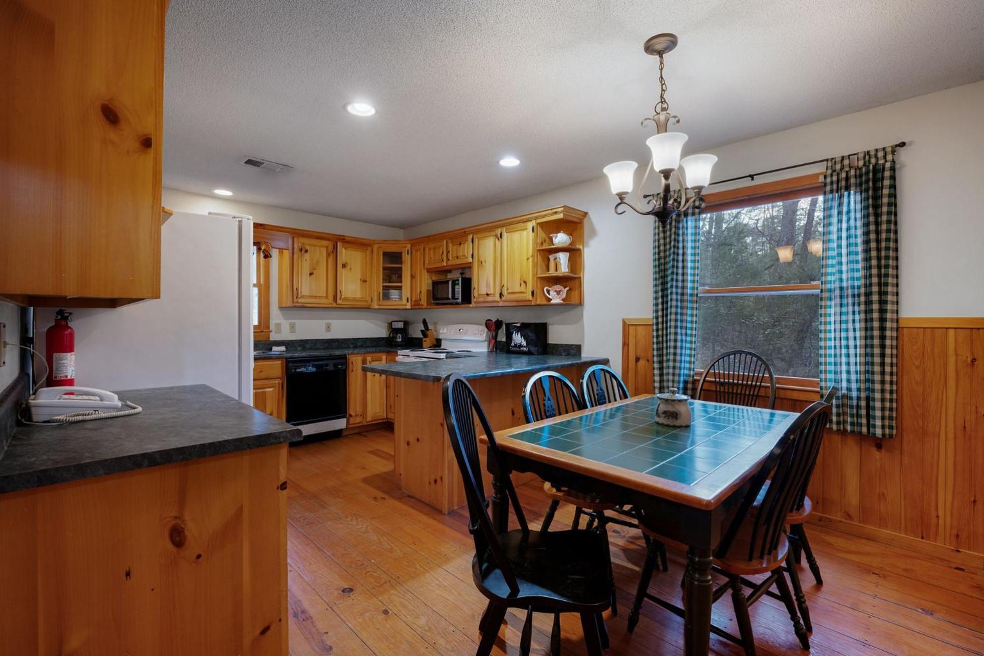 Villa Peaceful Living Minutes From Blue Ridge Hot Tub Pool Table Exterior foto