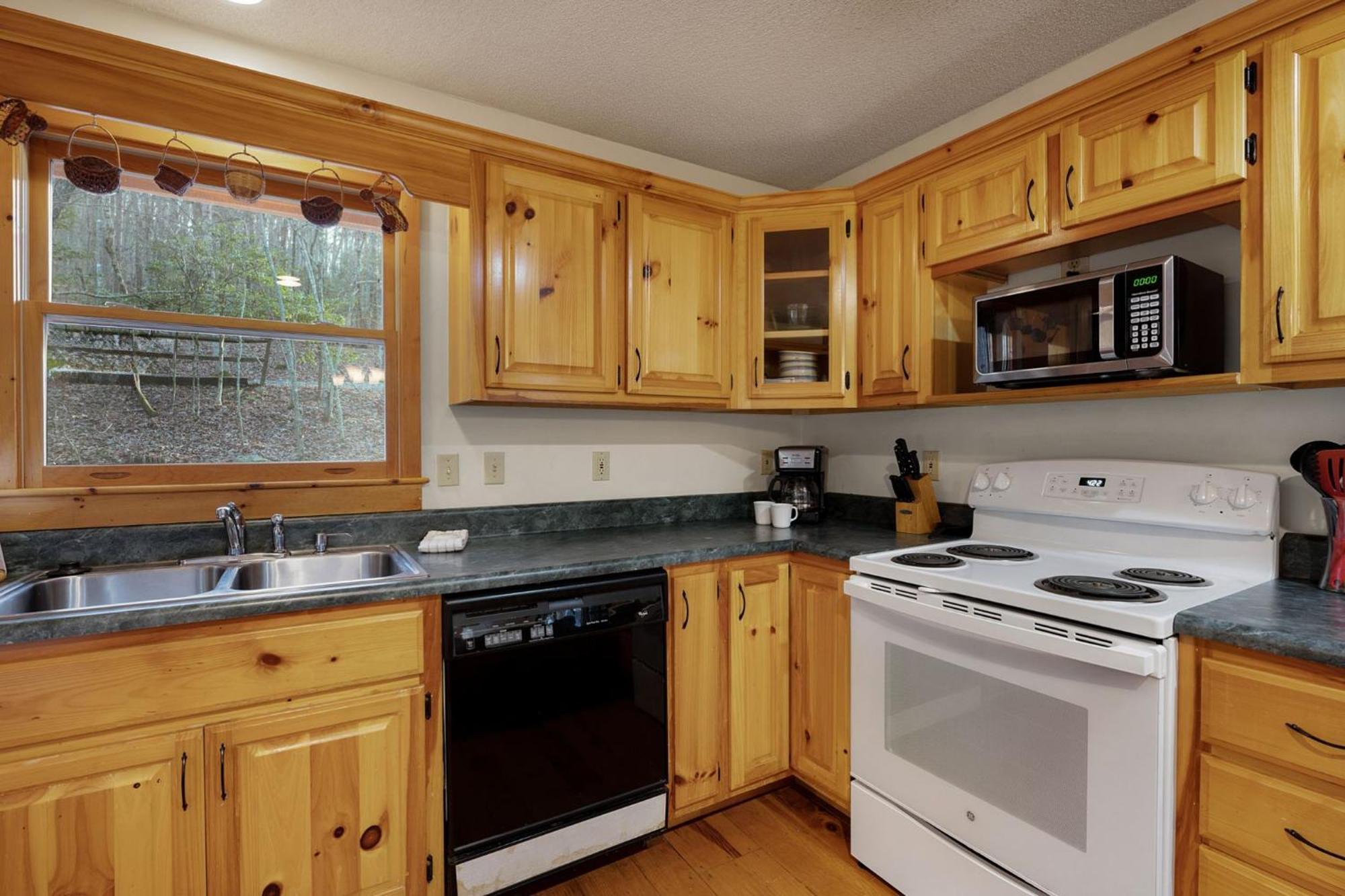 Villa Peaceful Living Minutes From Blue Ridge Hot Tub Pool Table Exterior foto